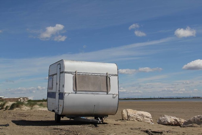 caravanas de segunda mano barcelona estacionado en la playa